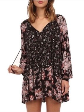 Free People Women’s Size M Lucky Loosey Floral Dress